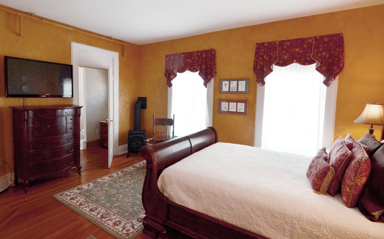 Union Gables (Adults Only) Otel Saratoga Springs Oda fotoğraf