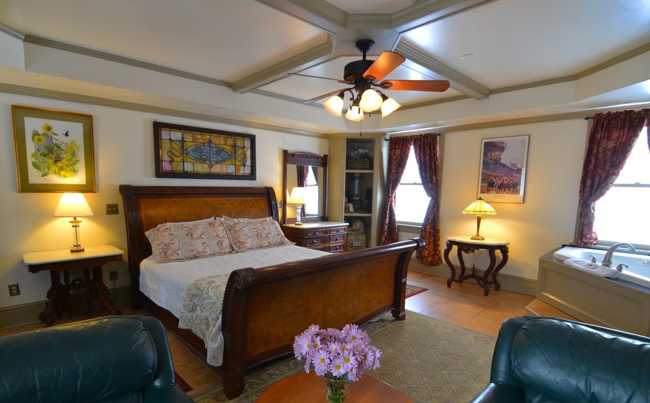 Union Gables (Adults Only) Otel Saratoga Springs Oda fotoğraf